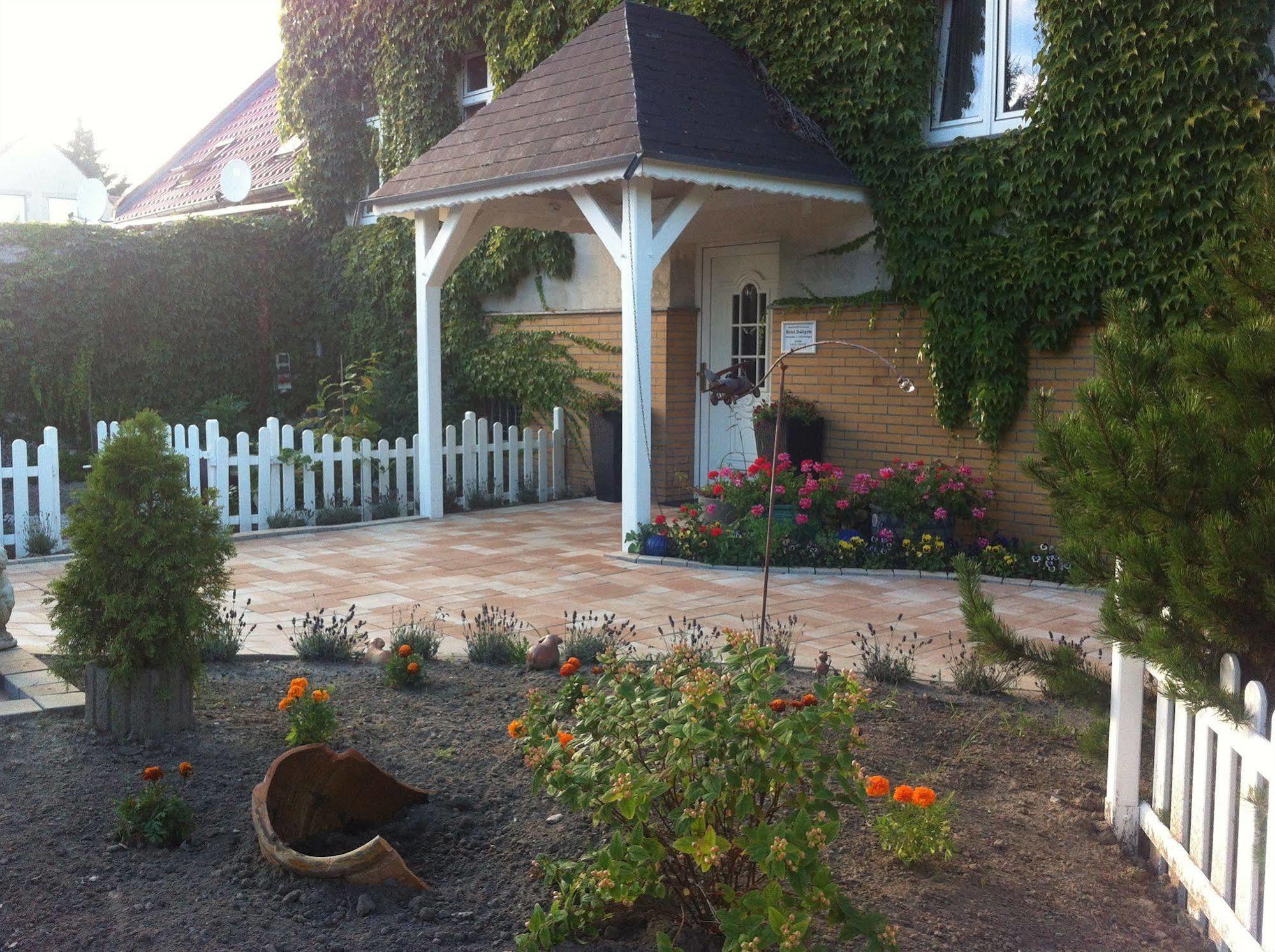 Hotel Dallgow Exterior foto
